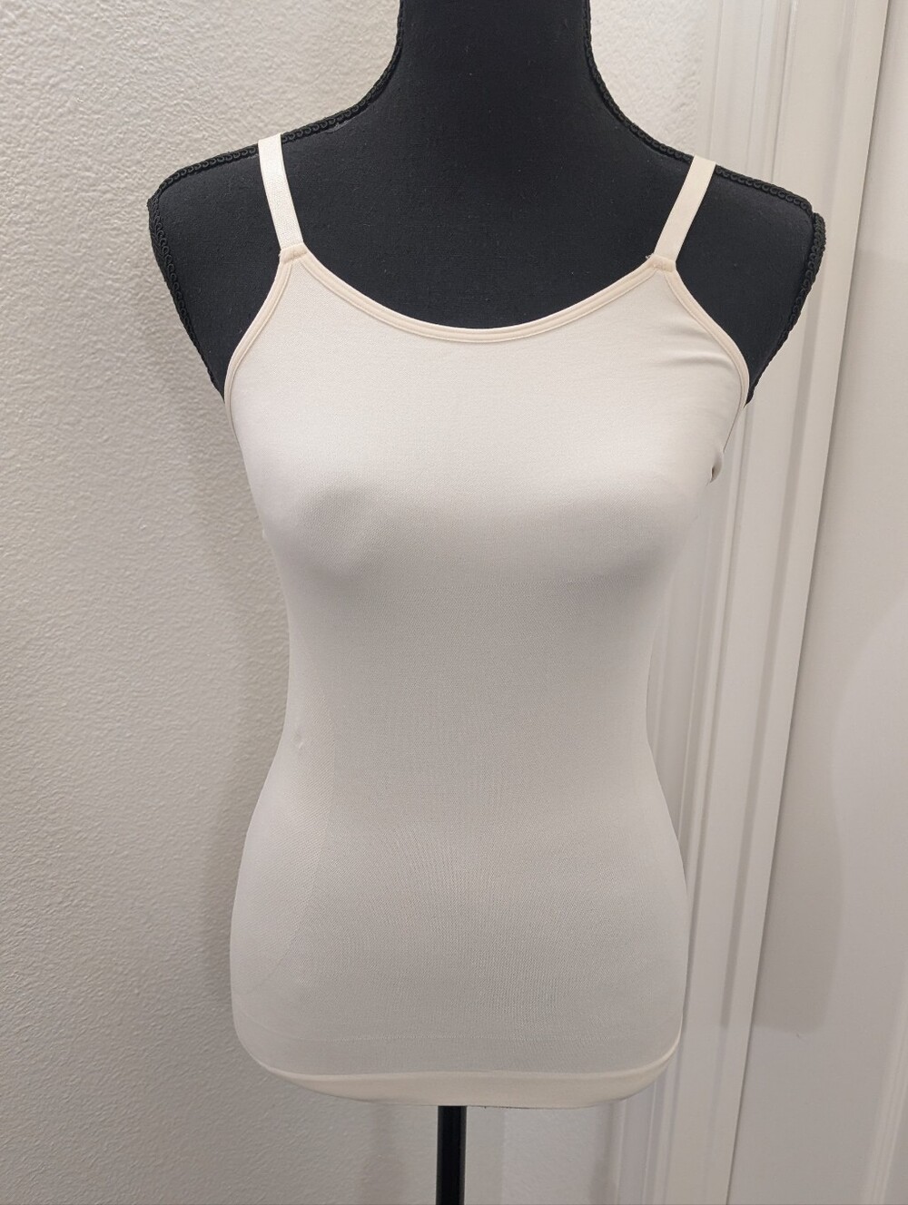 SHAPERMINT Scoop Neck Smoothing Cami, Shapewear Tank Top for Women